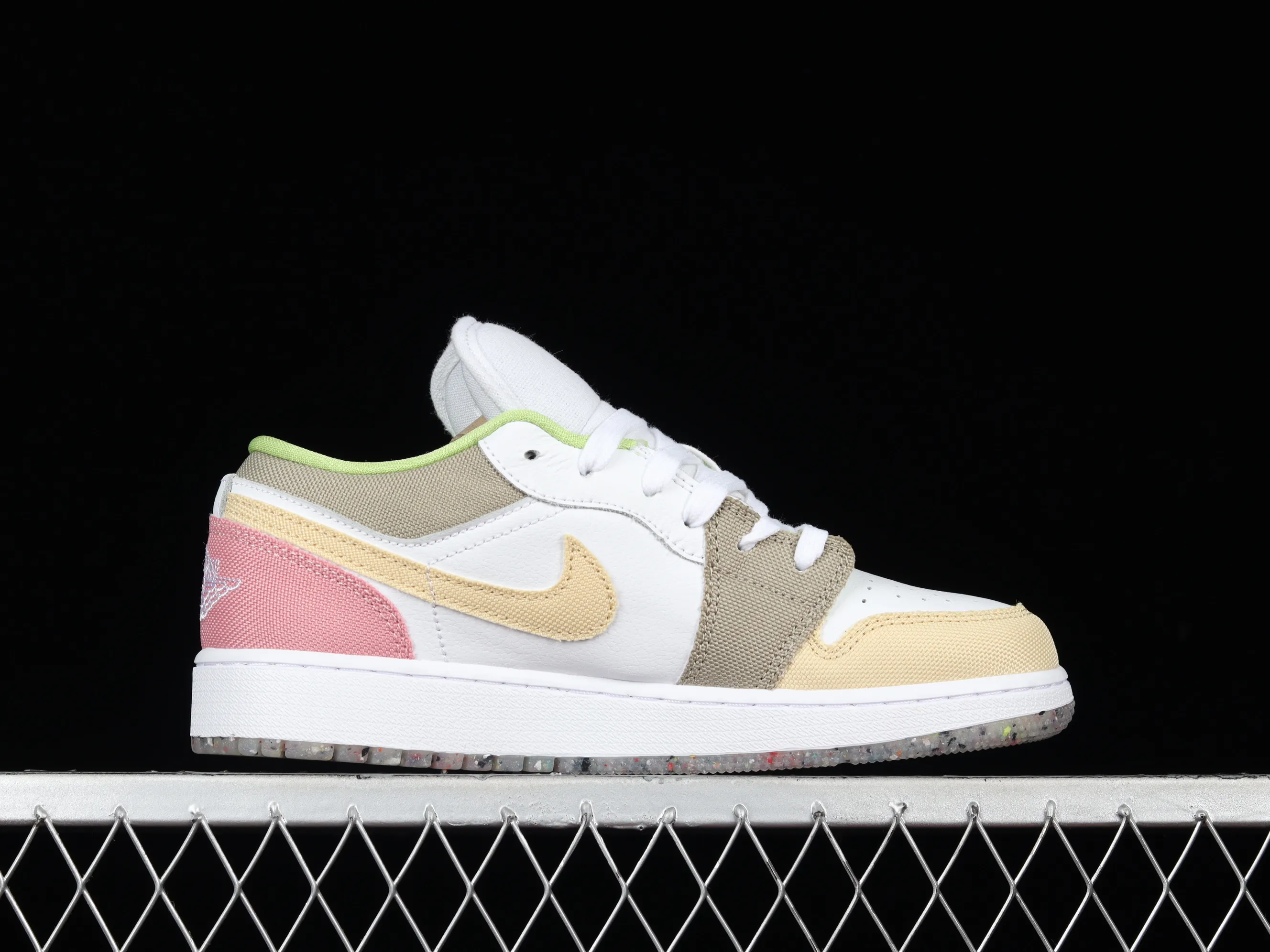 All categories Air Jordan Jordan series basketball shoes Air Jordan 1 Low G version pure original Air Jordan 1 Low AJ1 Joe 1 white and brown color matching low-top cultural and leisure sports sneakers DJ0341-100